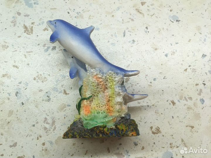 Статуэтка Дельфинчики