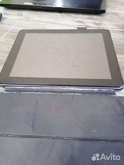 Планшет Ritmix RMD 1059