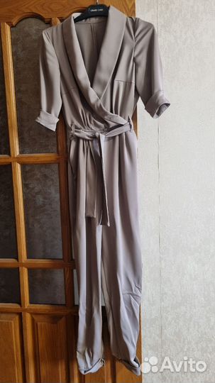 Комбинезон цвета 