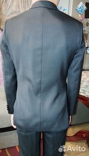 Школьный костюм двойка плюс 3 рубашки 140-146рост