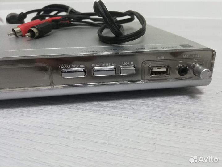 CD проигрыватель Philips