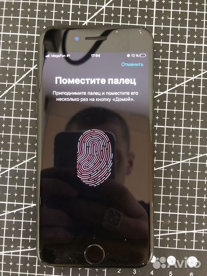 Телефон iPhone 7 32gb