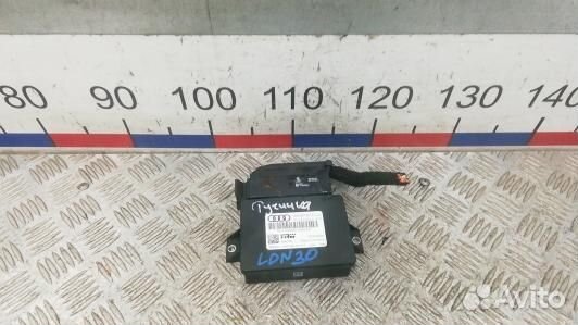 Блок управления ручника (стояночного тормоза) audi