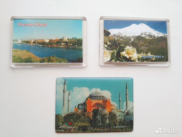 Магниты на холодильник сувениры города