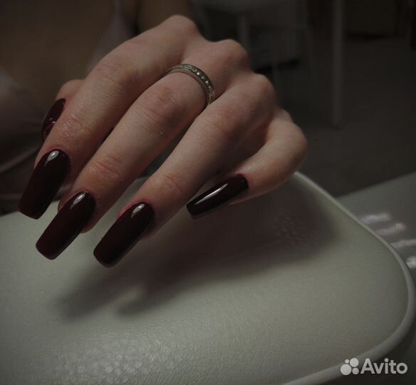 Нужна модель на маникюр