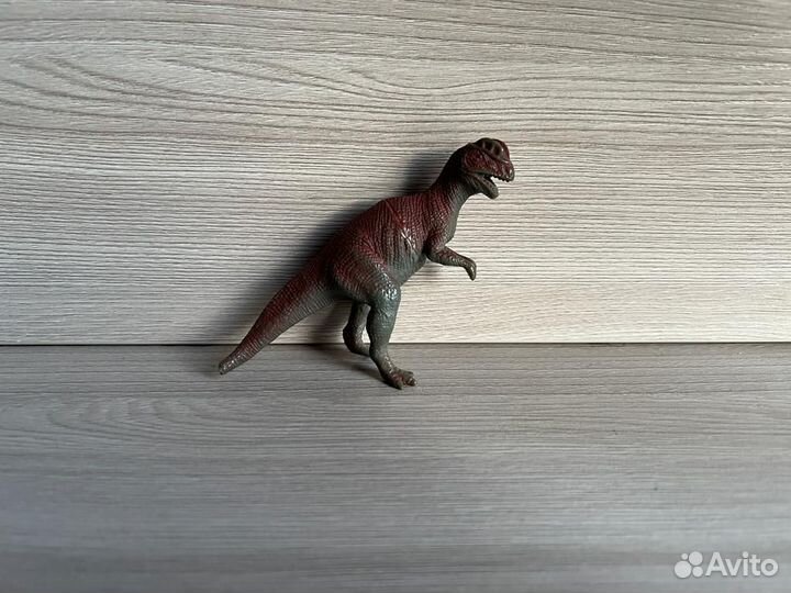 Динозавры игрушки