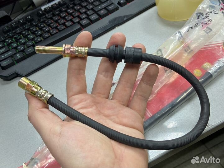 Передниие тормозные шланги vw golf 3 vento