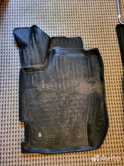 Коврики для Reanault Kaptur