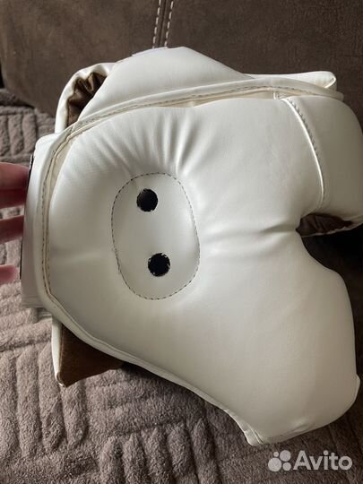 Шлем и перчатки