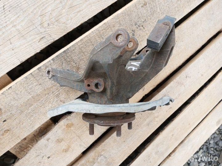 Кулак поворотный задний левый Mazda 6 Mps GG L3