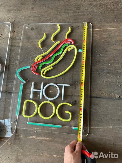 Неоновая вывеска бу