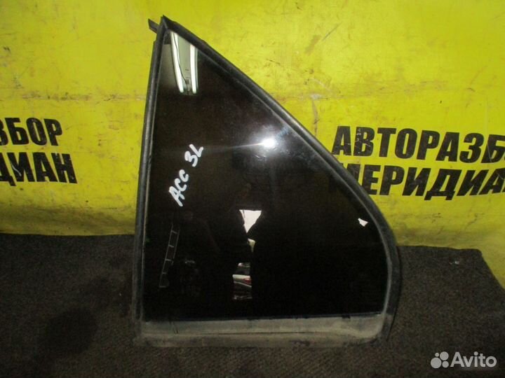 Hyundai Accent II Форточка задней двери