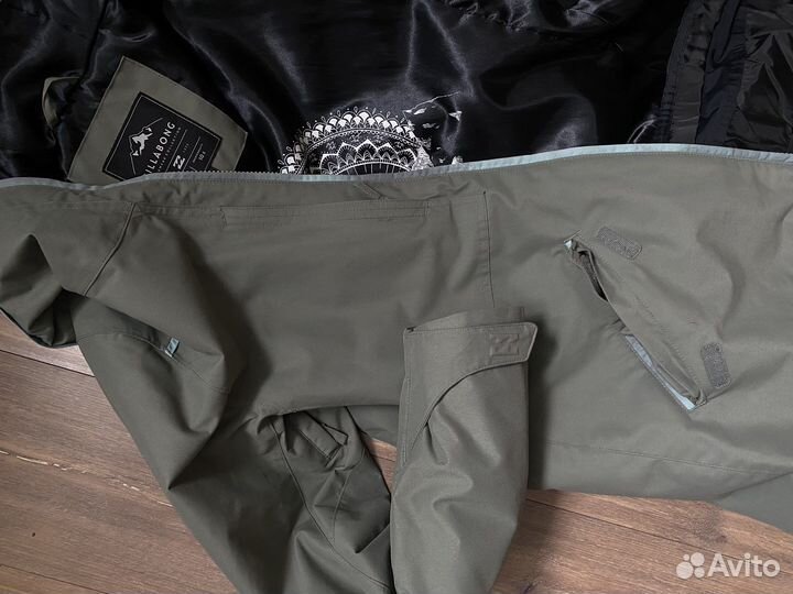 Горнолыжная куртка billabong