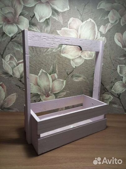 Деревянный ящик для подарков