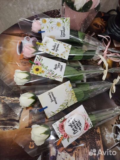 8 Марта Цветы,В подарок