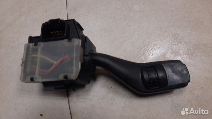 Переключатель стеклоочистителей подрулевой