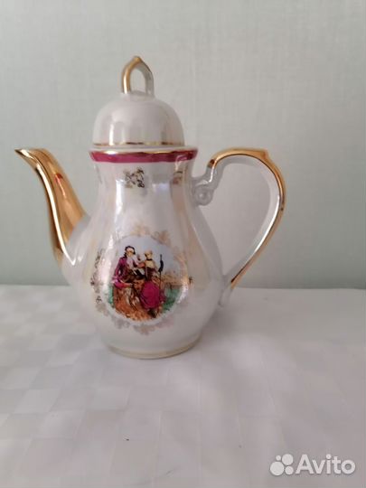 Кофейный сервиз Мадонна, Япония