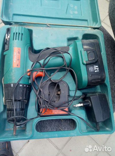 Шуруповерт б/у