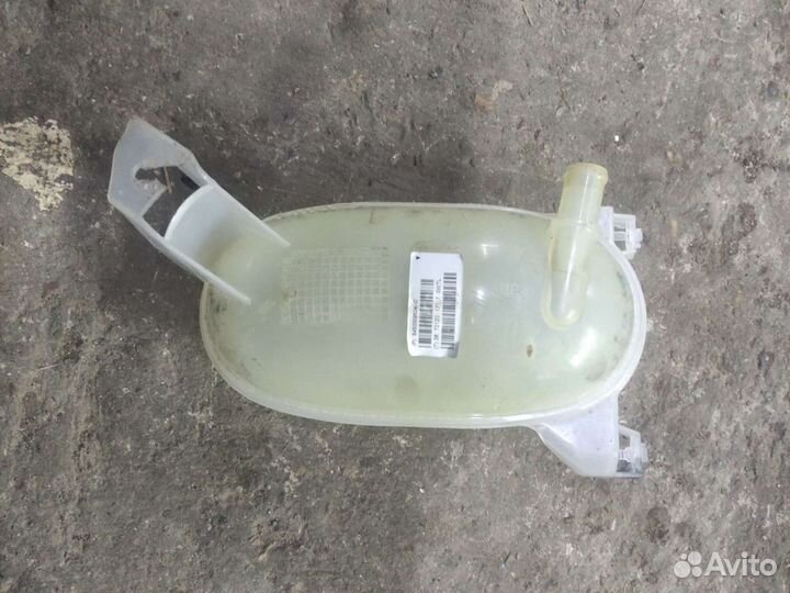 Лада Xray расширительный бачок