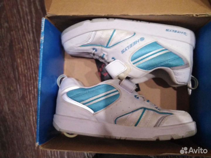 Кроссовки с колесиками трюковые