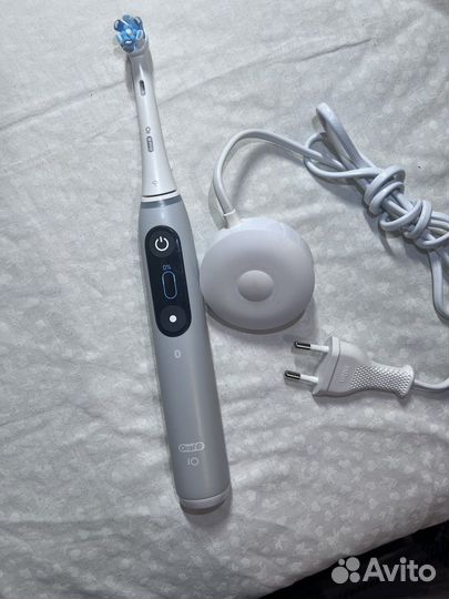 Зубная щетка