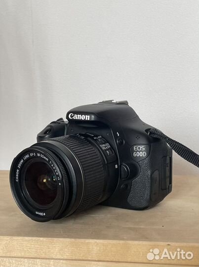 Зеркальный фотоаппарат canon 600d