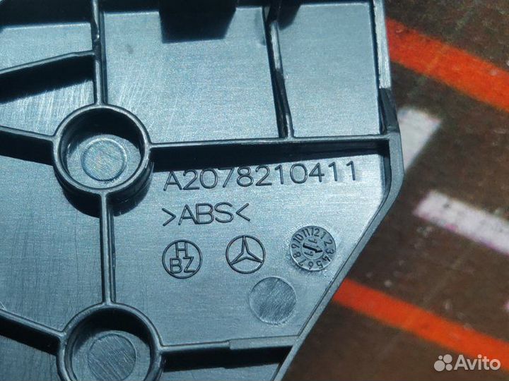 Пластик салона Mercedes-Benz C-Class W204 271.860