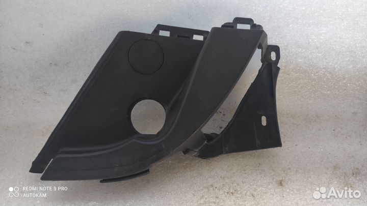 Уголок жабо правый Honda civic 4D