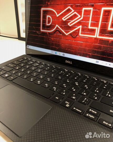 Dell XPS 9370 i7-7500U 2.9Gh/32Gb/128SSD