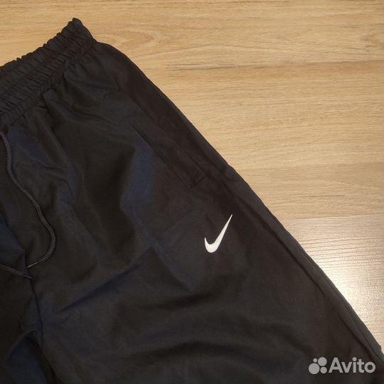 Штаны спортивные Nike (новые)