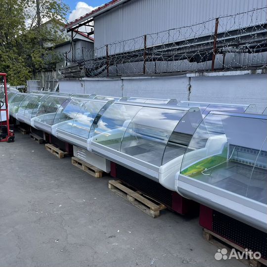 Холодильная витрина бу