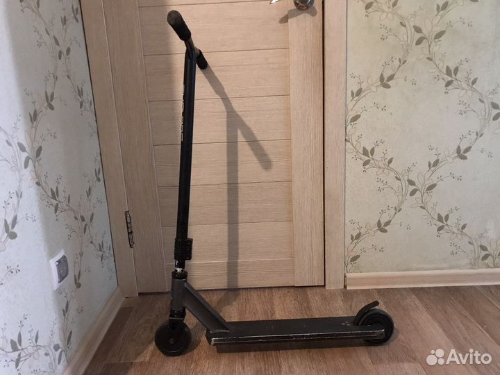 Трюковой самокат explore