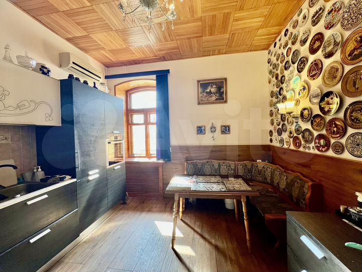 4-к. квартира, 133,3 м², 3/5 эт.