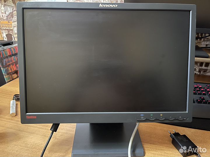 Монитор Lenovo ThinkVision 4434HE1