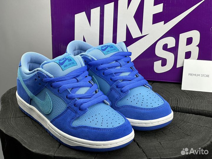 Кроссовки Nike Dunk Low SB Raspberry