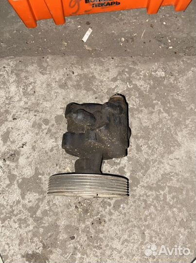 Насос гидроусилителя Hyundai Elantra J1