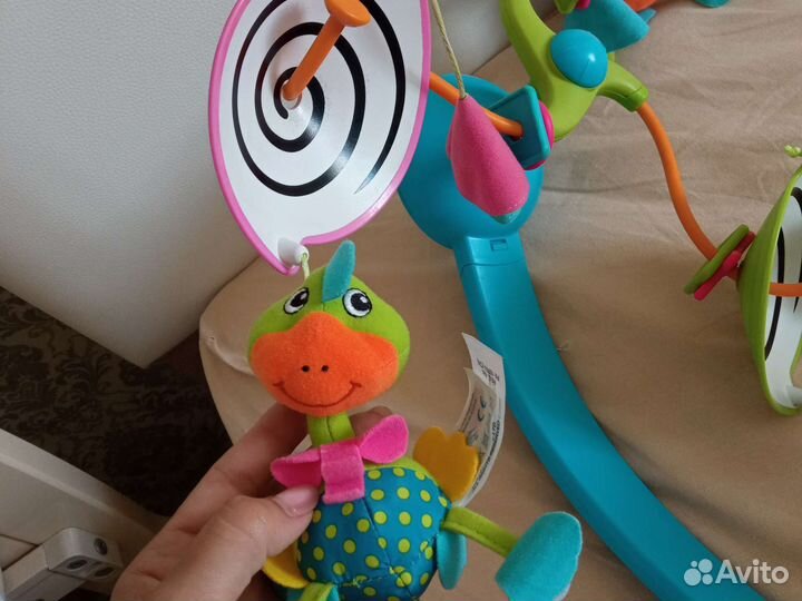 Мобиль на кроватку тини love