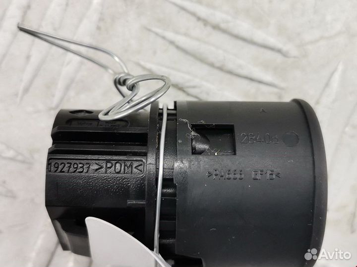 Кнопка запуска двигателя Renault Scenic 2 2005