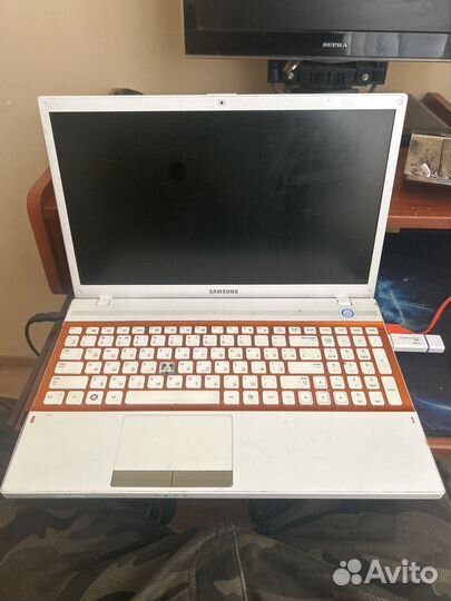 Ноутбук samsung