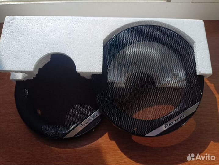 Продам сетки для колонок 13см