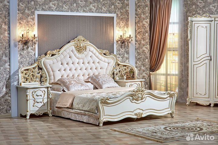 Продам спальный гарнитур