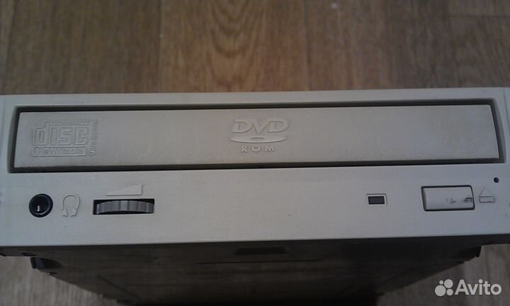 CD RW/DVD-ROM drive