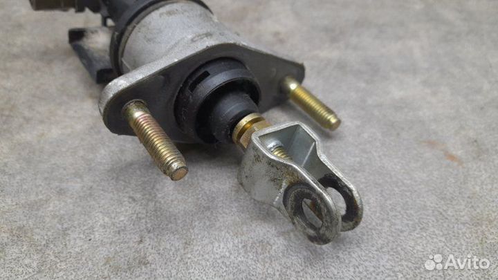 Главный цилиндр сцепления Chery Tiggo T11 3 1.6