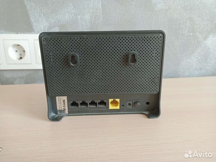 Роутер D-link