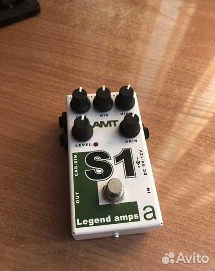 Преамп AMT S1 гитарная педаль