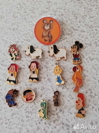 Значки СССР Автомобили и герои мультфильмов