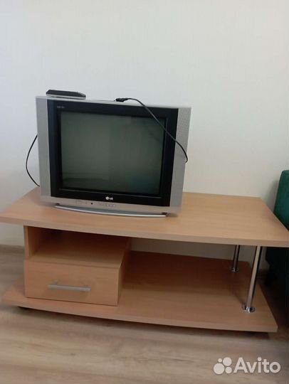Тумба под телевизор