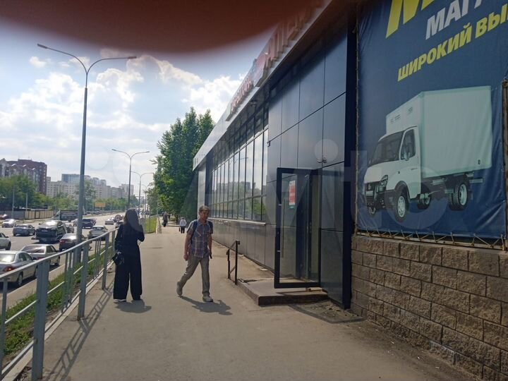 Офис на красной линии, 179 м²