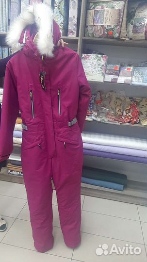 Комбинезон женский спортивный новый