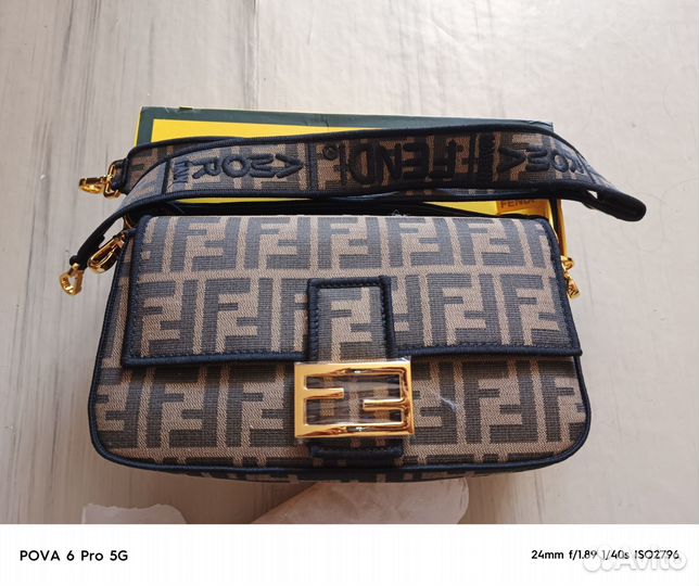 Женская сумка fendi